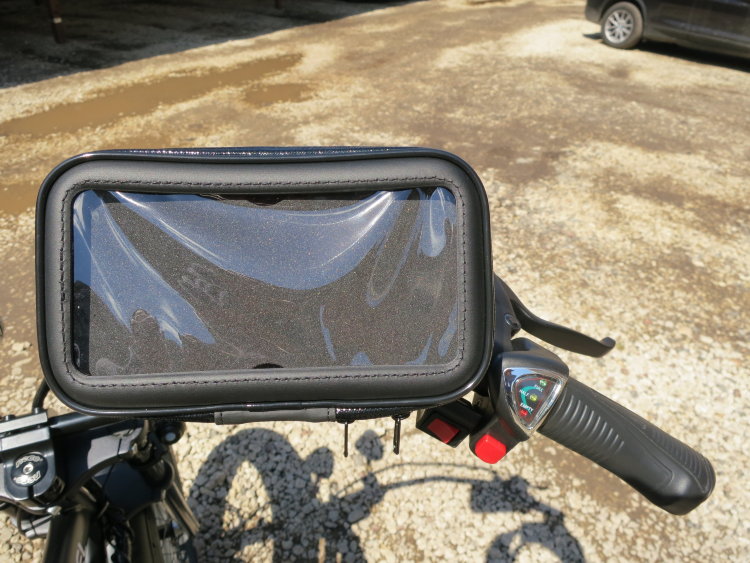 Чехол-держатель для телефона на велосипед