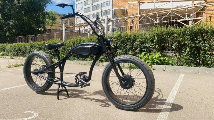 Электровелосипед-чоппер Bobber Custom 950