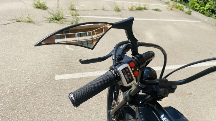 Электровелосипед-чоппер Bobber Custom 950