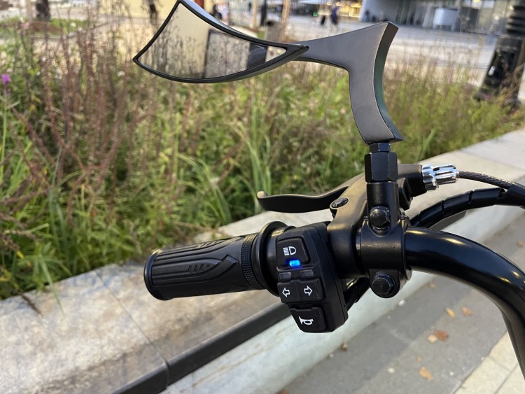 Электровелосипед-чоппер Bronco двухместный