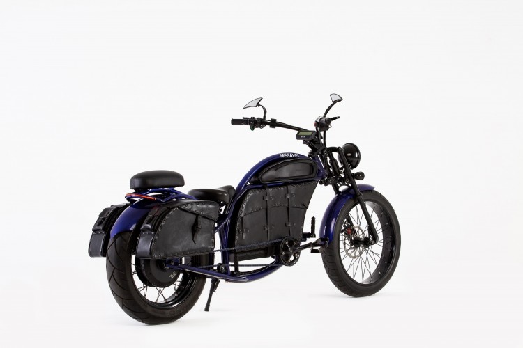 Двухместный электрочоппер Megavel Bobber Custom 9000