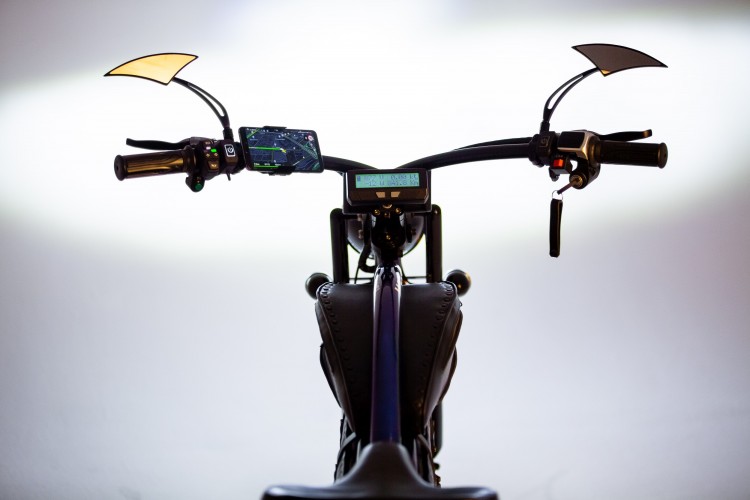 Двухместный электрочоппер Megavel Bobber Custom 9000