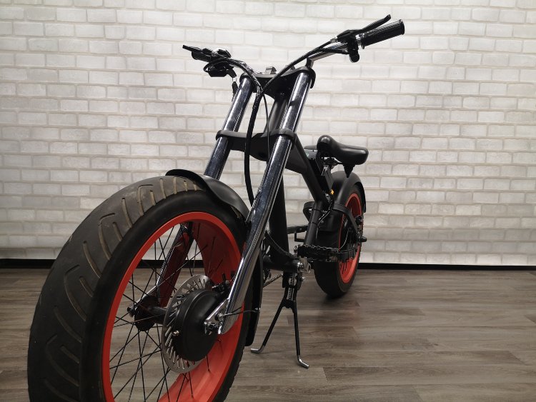 Moto parilla Carbon